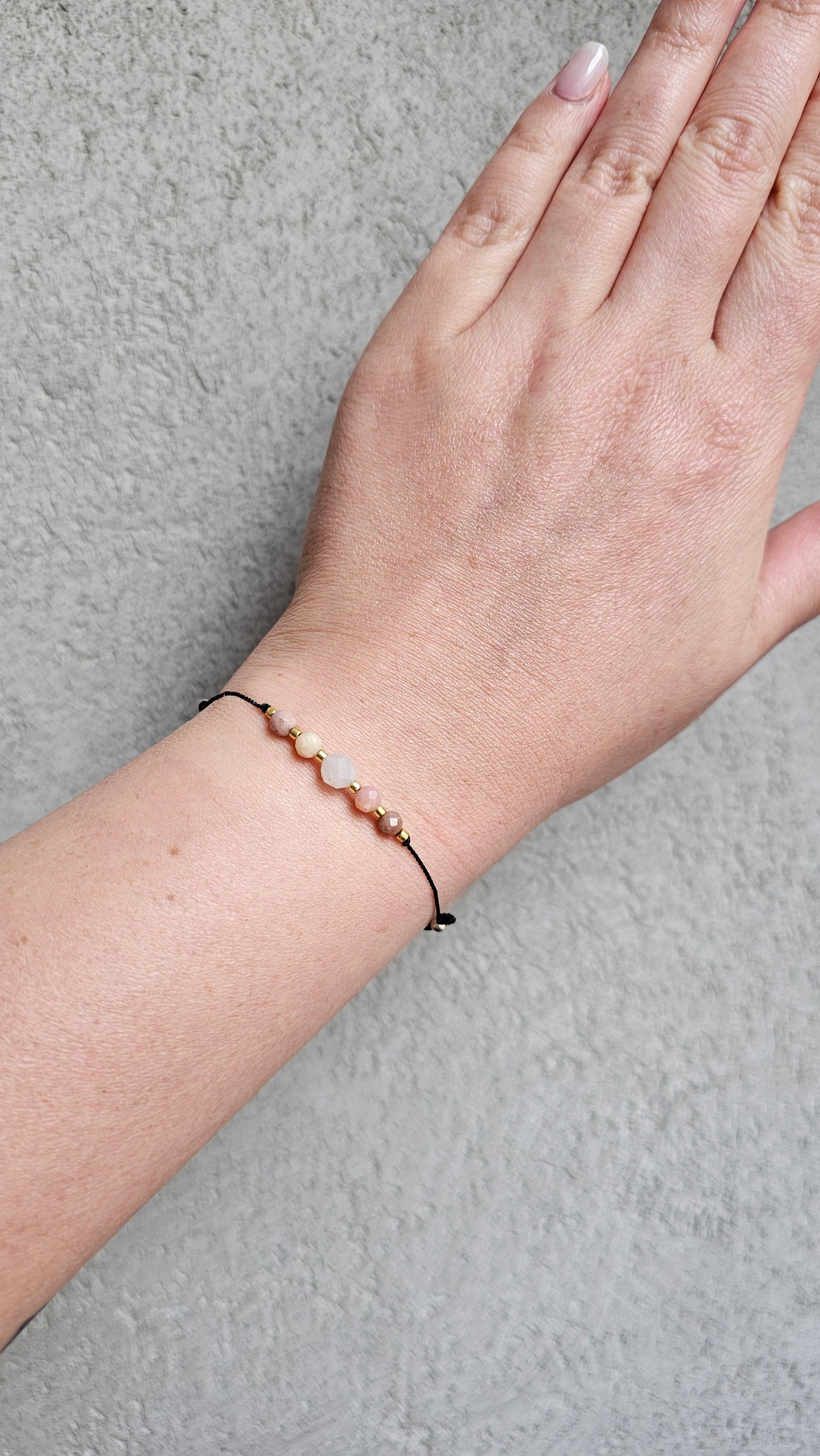 Lucky Bracelet -Moonstone & Pink Opal & Rhodonite