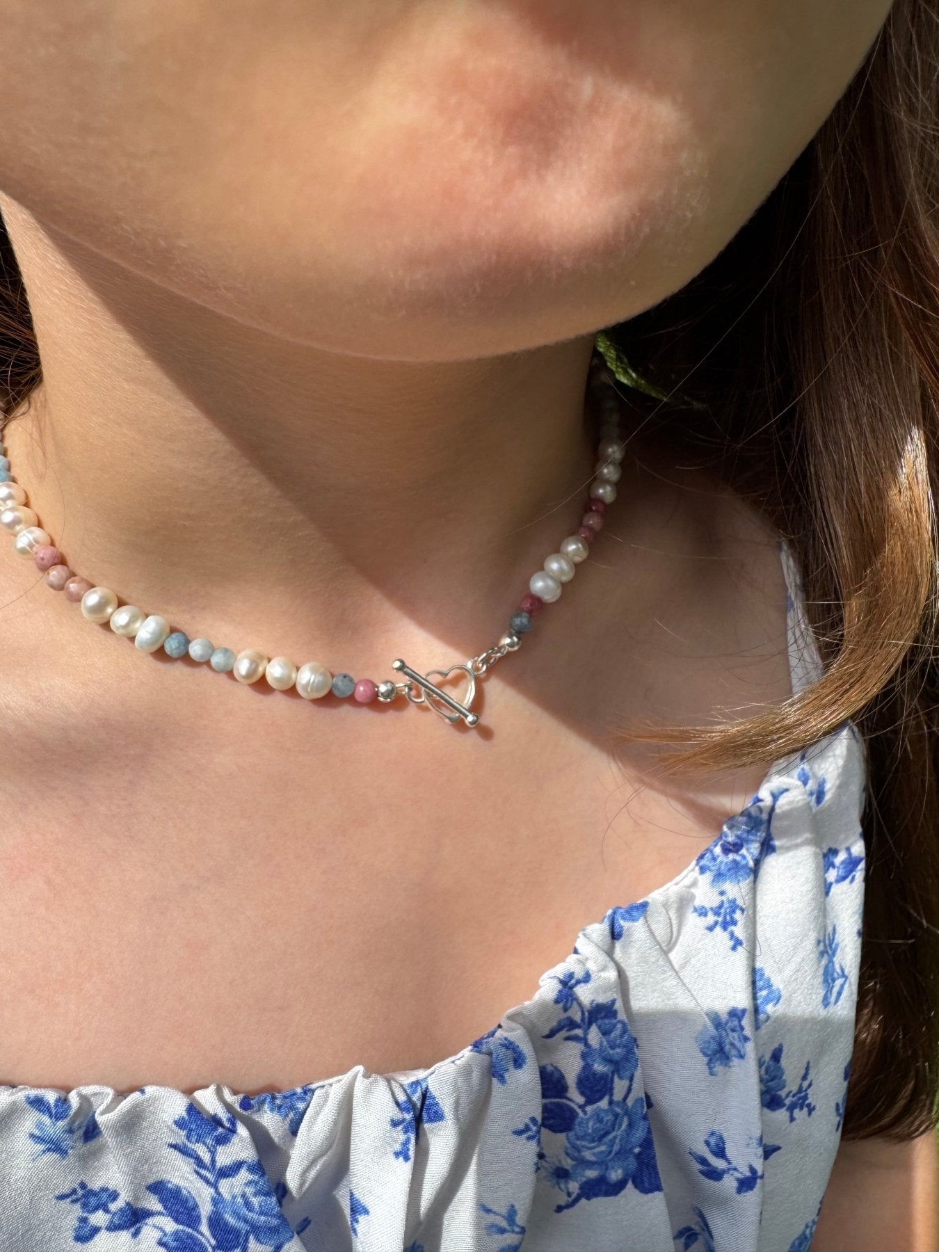 Aquamarine & Rhodonite Pearl Choker – 925 Silver Heart Clasp - BellishAquamarine & Rhodonite Pearl Choker – 925 Silver Heart Clasp
