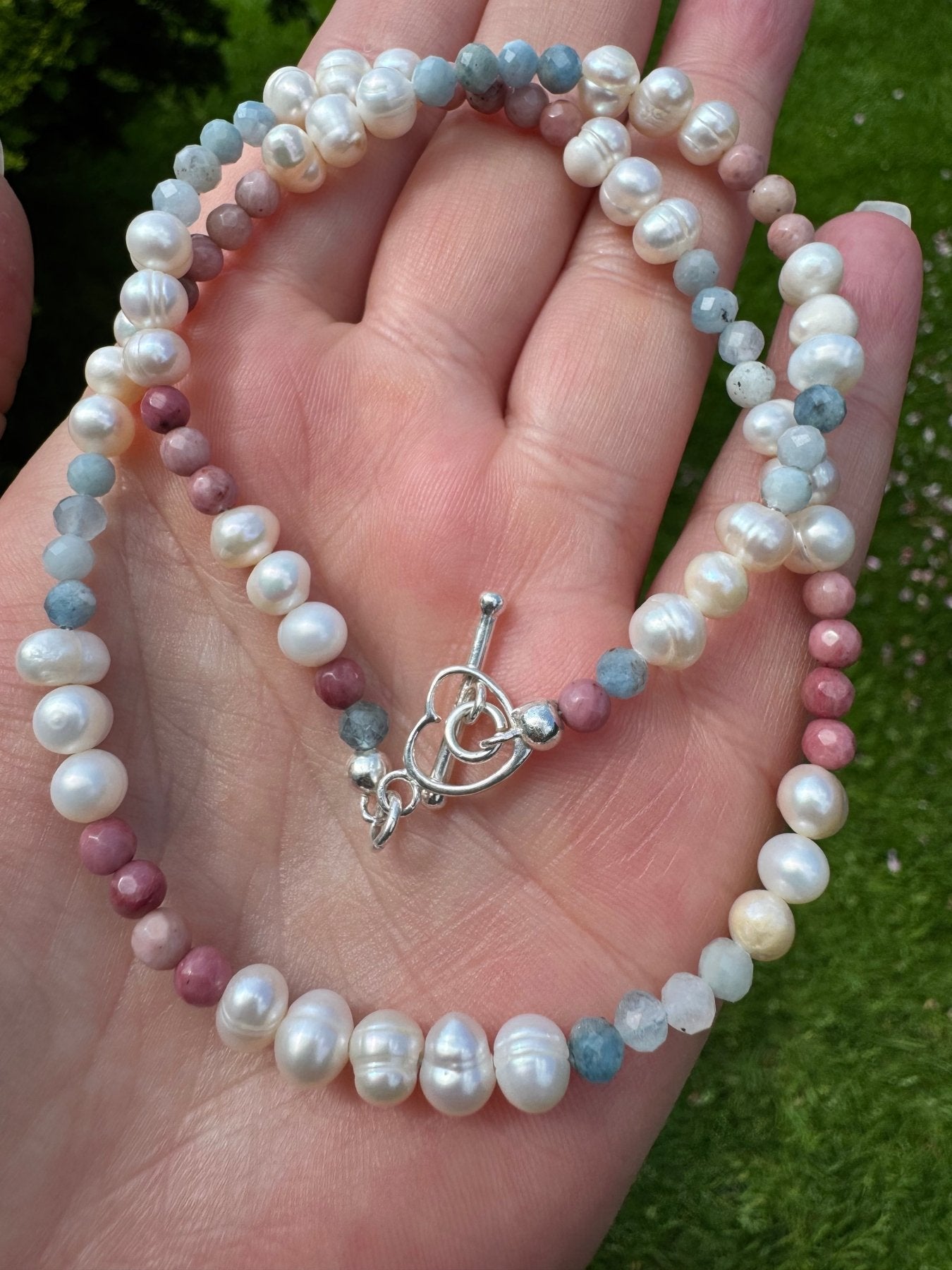 Aquamarine & Rhodonite Pearl Choker – 925 Silver Heart Clasp - BellishAquamarine & Rhodonite Pearl Choker – 925 Silver Heart Clasp