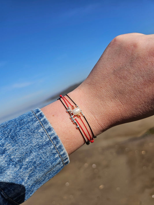 Adjustable red string bracelet with 2mm/3mm 925 sterling silver beads – handmade Irish lucky charm – protection bracelet UK & Ireland