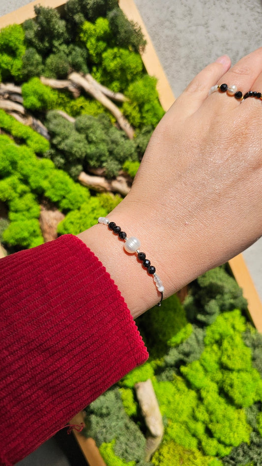 Luna Noir – Onyx, Pearl & Moonstone - BellishLuna Noir – Onyx, Pearl & Moonstone