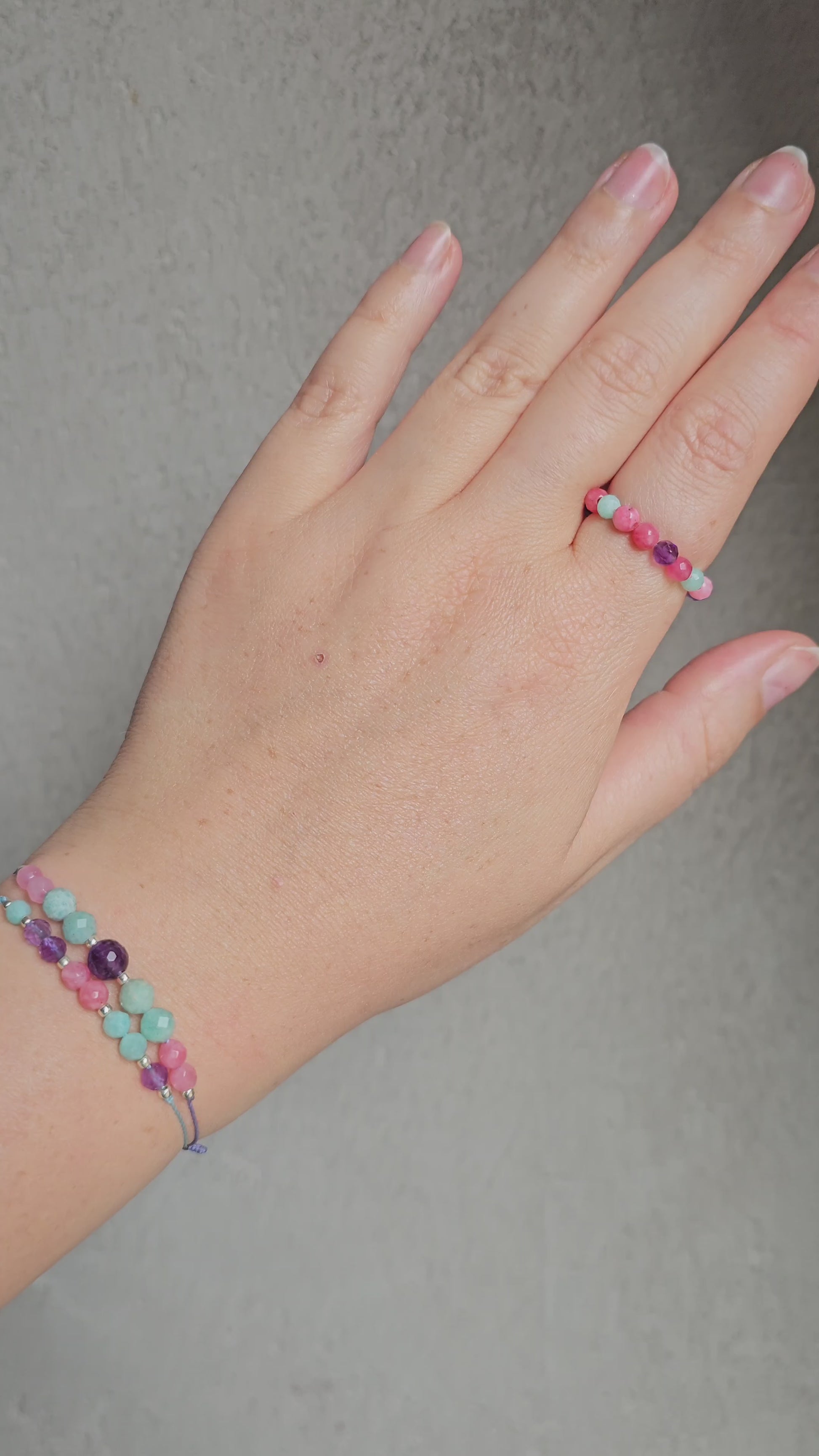 Perfect Day Elastic Ring – Amazonite & Pink Chalcedony Gemstone – Handmade Adjustable Jewelry
Handmade Perfect Day Stretch Ring with Amazonite and Pink Chalcedony Beads – Adjustable Fit
Elastic Gemstone Ring Perfect Day – Amazonite and Pink Chalcedony – Handmade Irish Jewelry