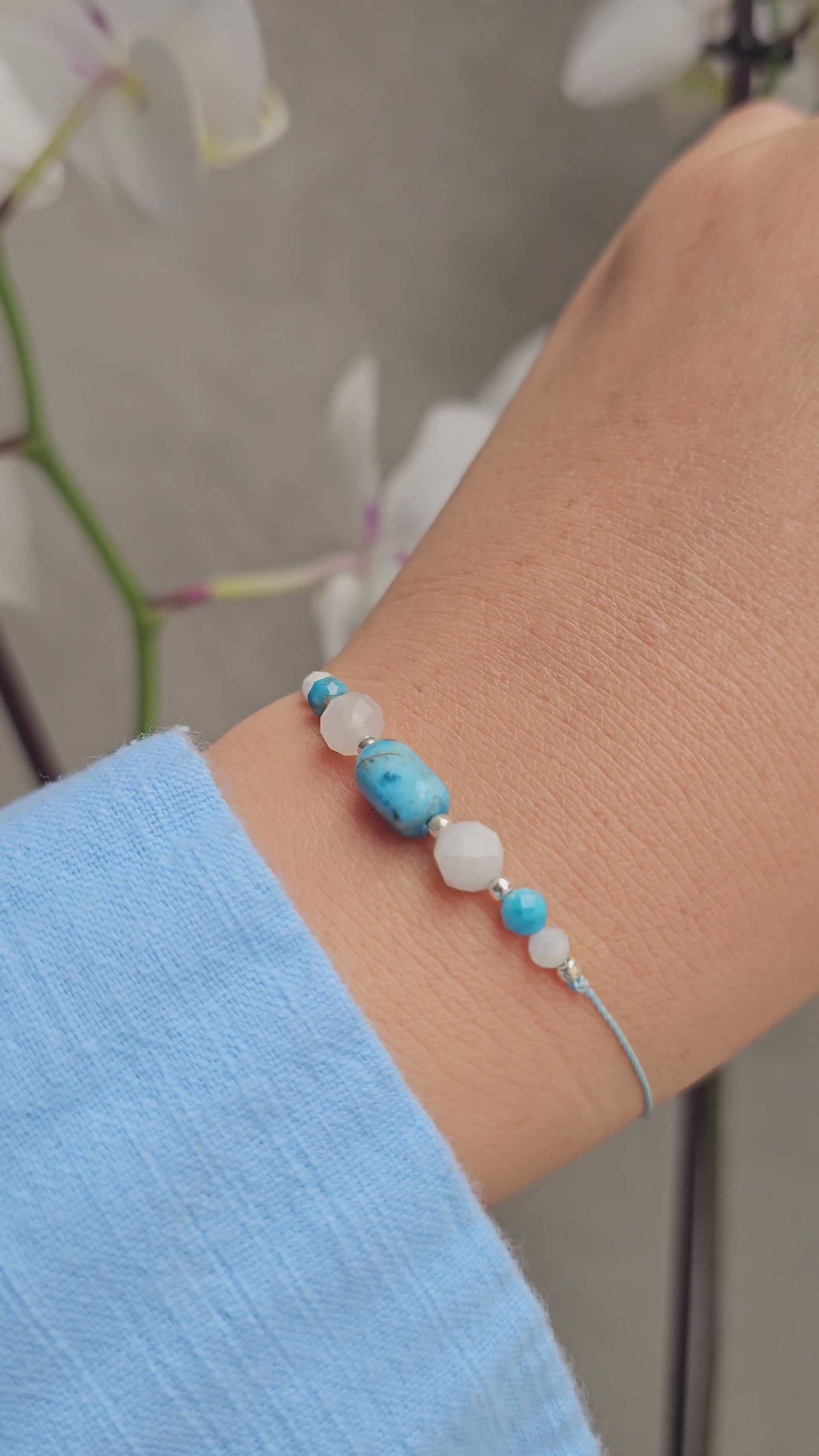 Creativity Bracelet handmade in Ireland – gemstone bracelet for inspiration & self-expression. Apatite & Moonstone with Sterling Silver 925. Handmade jewellery gift for creatives.